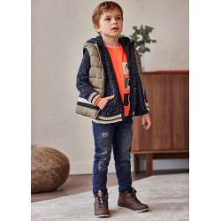 Pantalón tejano corte recto...