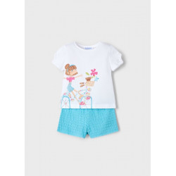 Conjunto camiseta y...