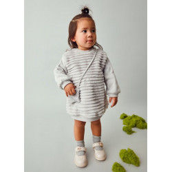Vestido gris perla con...